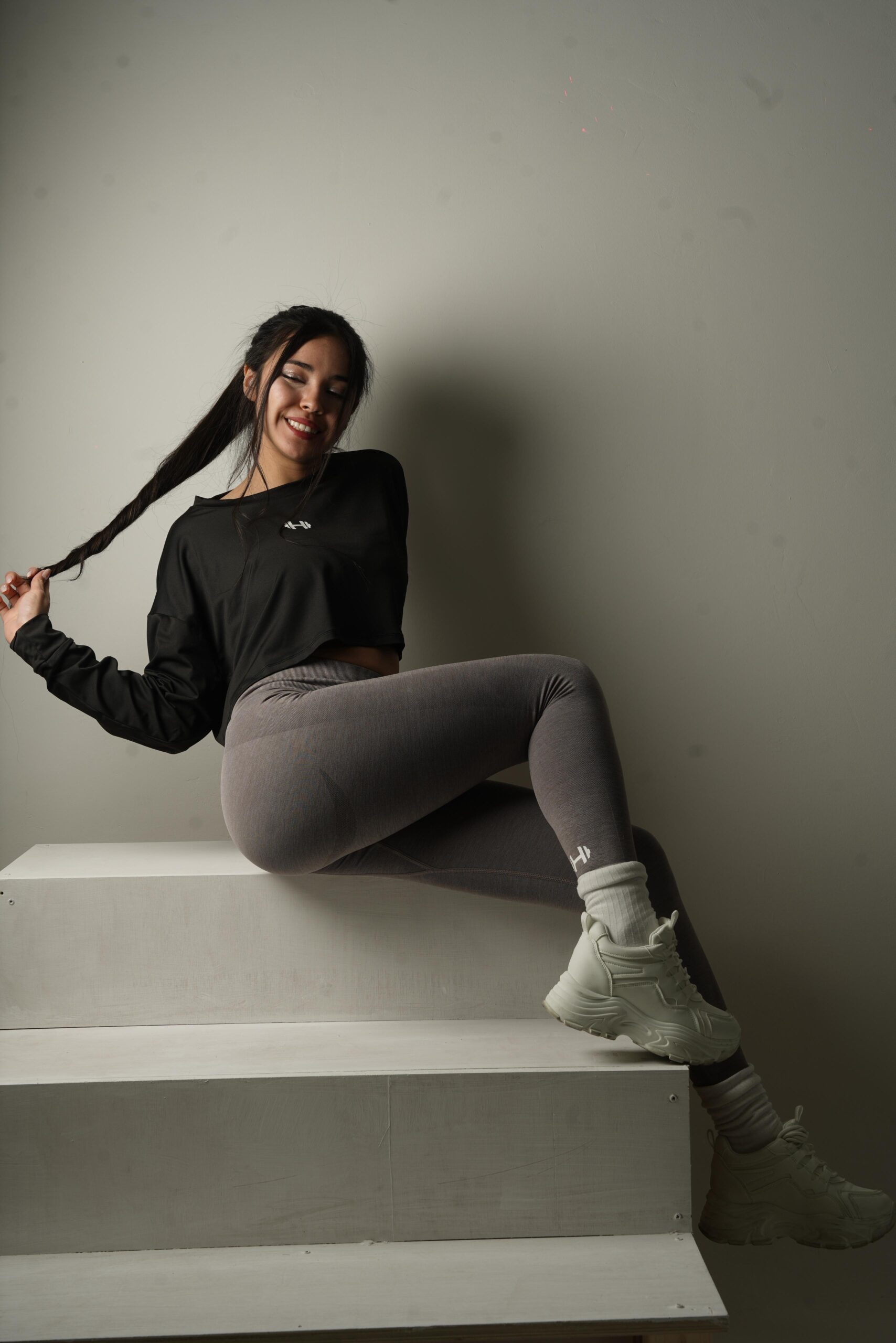 Black Gangster Club Long Sleeve Crop Top