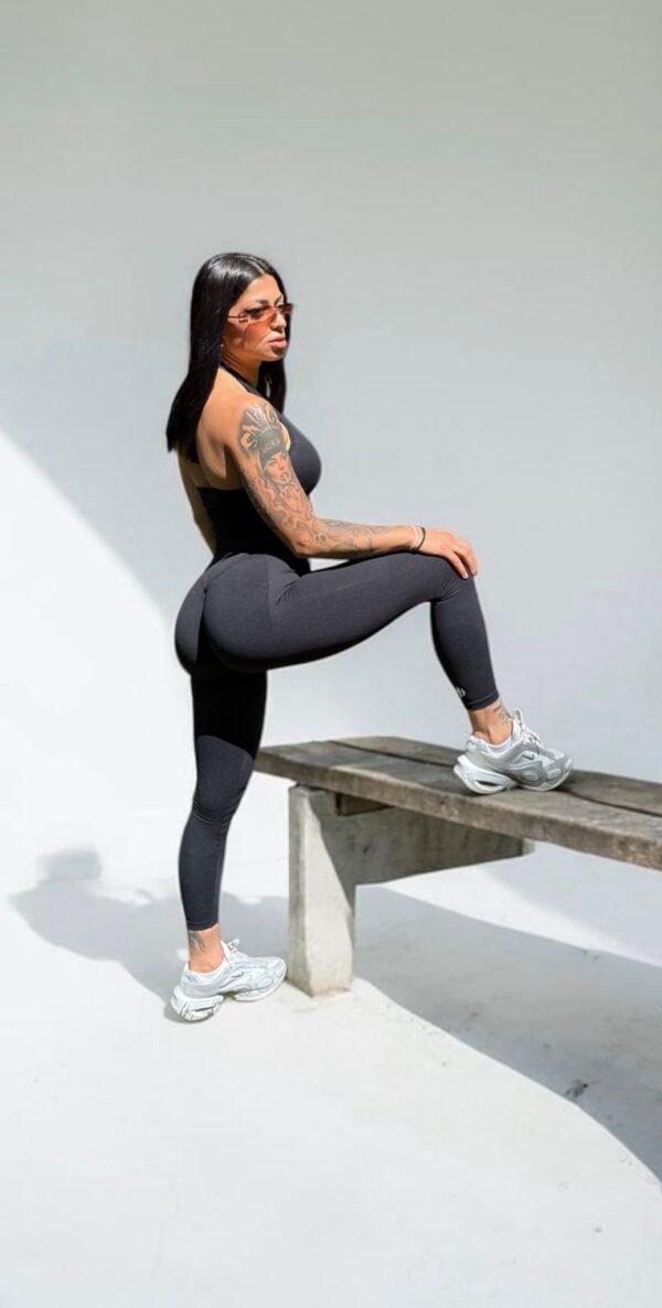 Peach Lift Black Leggings